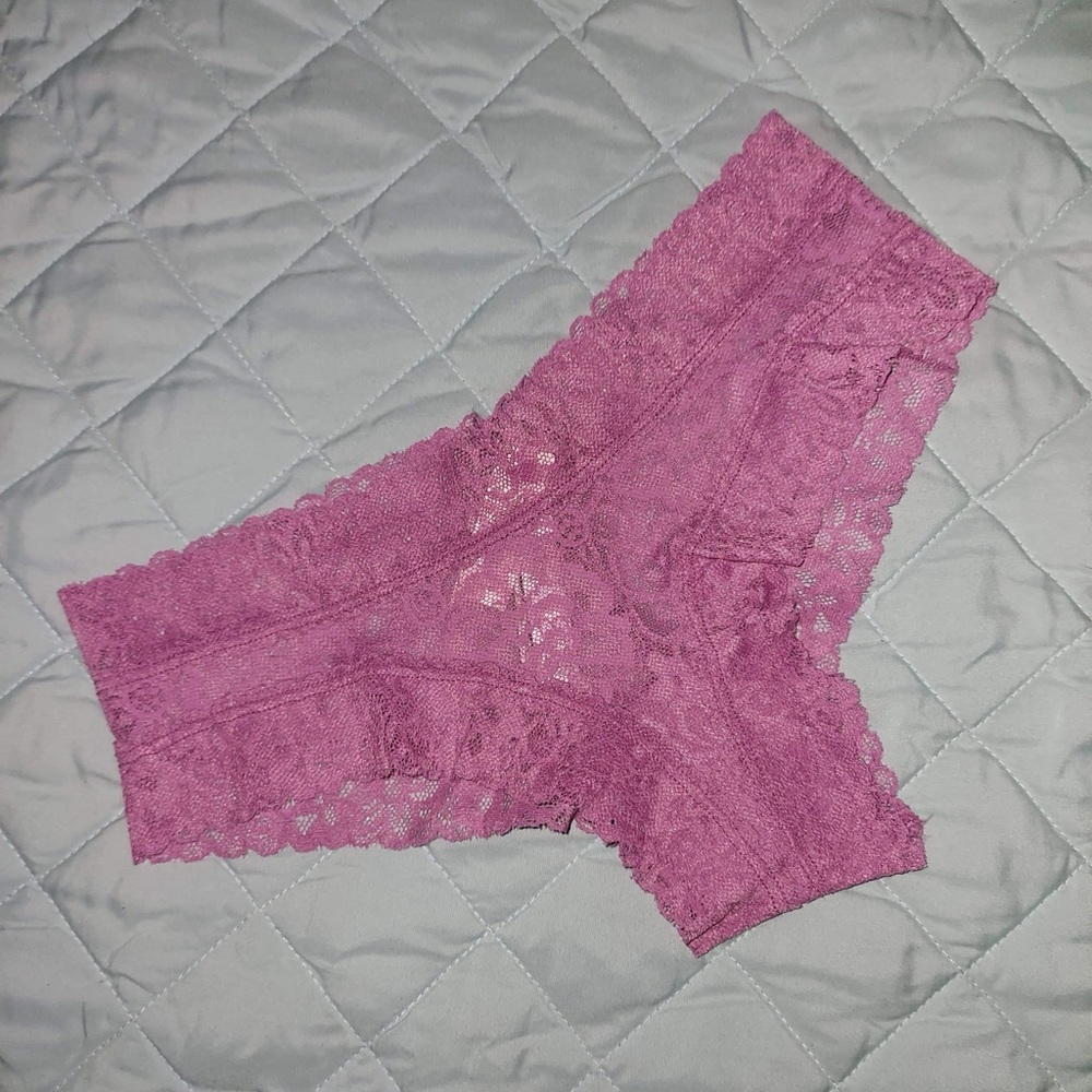 Victoria secret Lace Cheeky panties set size Extra Small NWT - Picture 10 of 15